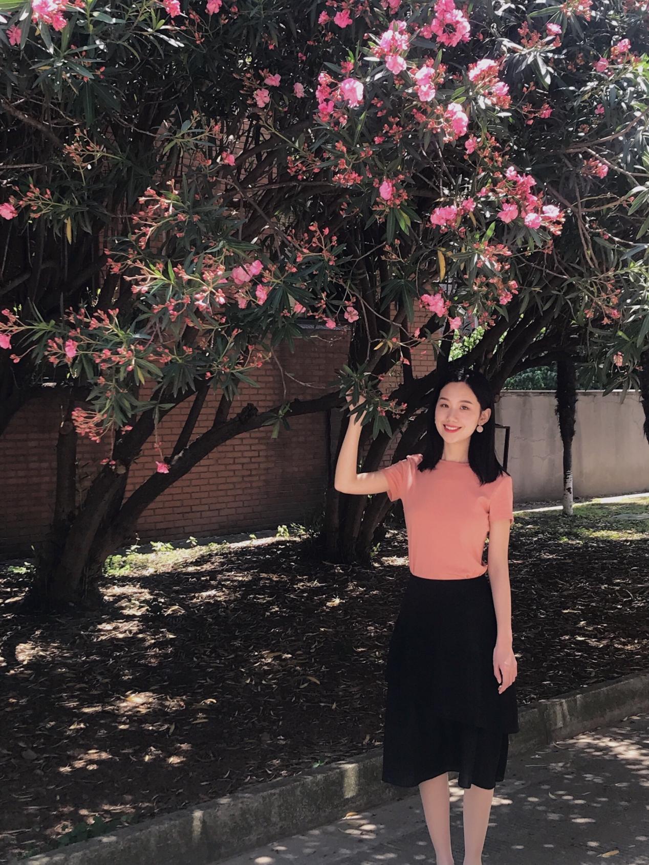 90a732fd8140d7dfb359e759a572d8e